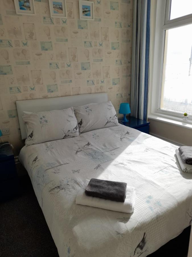 The Coast Bed & Breakfast Blackpool Bagian luar foto