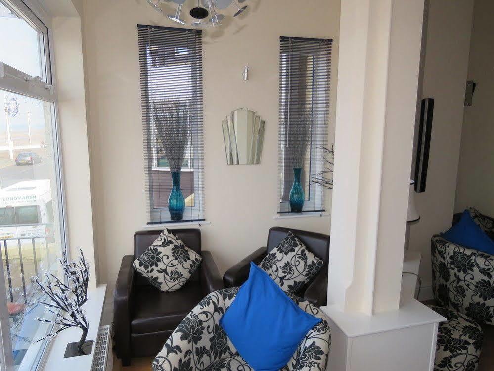 The Coast Bed & Breakfast Blackpool Bagian luar foto